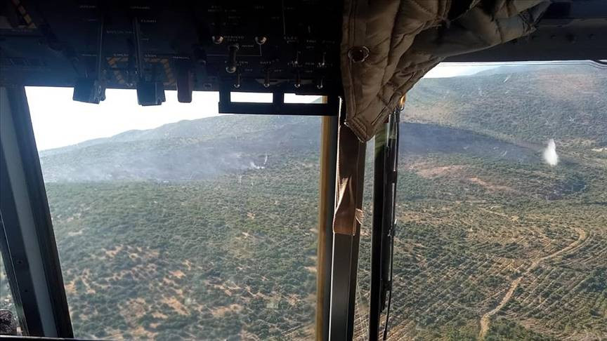 İzmir'deki orman yangını söndürüldü - Resim: 9